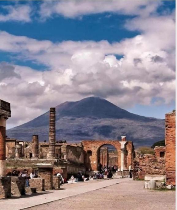 Napoli&Love Apartment Bovio Centro Storico エクステリア 写真